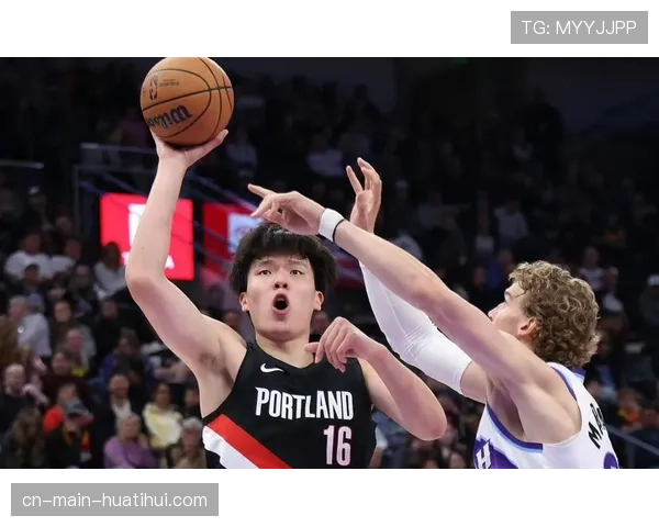 雄鹿不敌开拓者遭遇两连败 防守端持续暴露稳定性问题