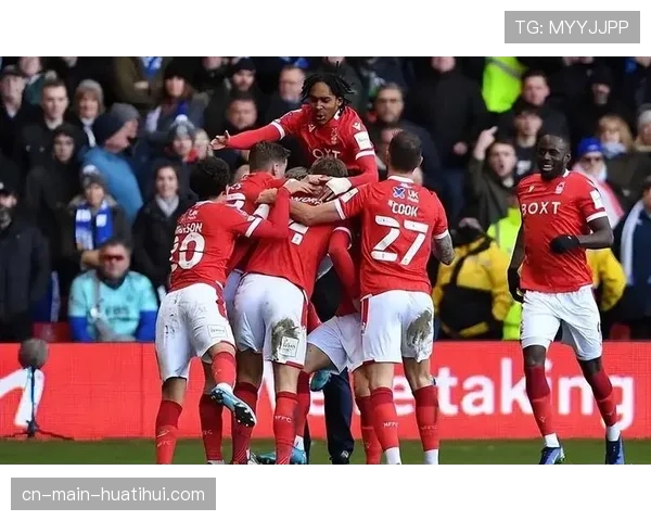 英超联赛赛事密度增加阵容轮换策略重要性凸显